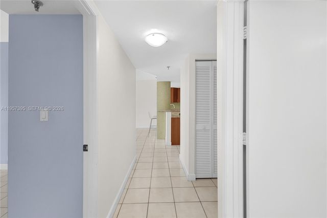 520 W Brickell Key Dr A619, Miami, FL 33131