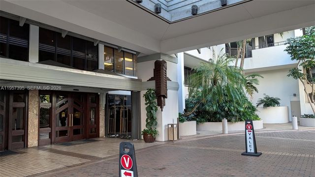 520 W Brickell Key Dr A619, Miami, FL 33131