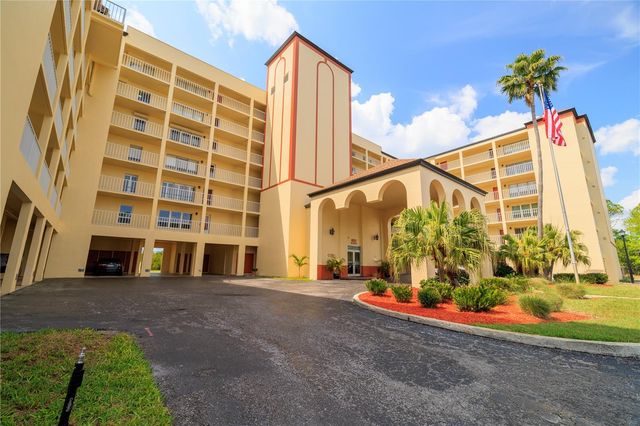 9000 COMMODORE DRIVE 604, Seminole, FL 33776