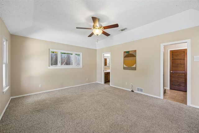 905 Bert Drive, Arlington, TX 76012