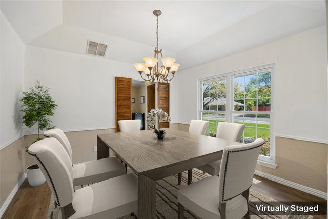 905 Bert Drive, Arlington, TX 76012