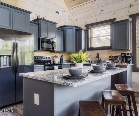 3112 Cherokee Valley Drive, Sevierville, TN 37862