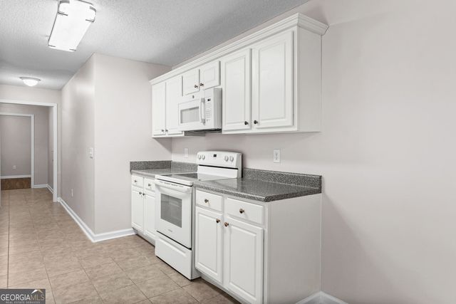 2430 Highway 85, Senoia, GA 30276