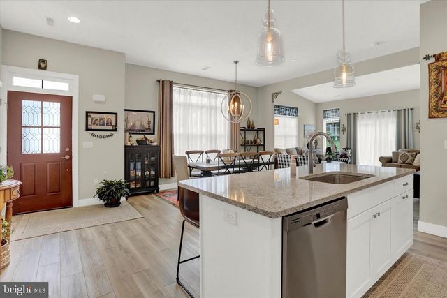 797 AURORA DRIVE, Mechanicsburg, PA 17055