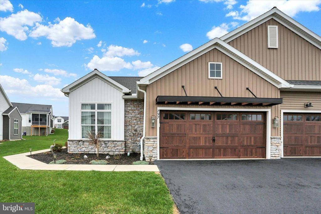 797 AURORA DRIVE, Mechanicsburg, PA 17055