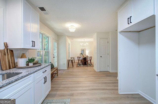 27 Carrington Trace NE, Cartersville, GA 30121