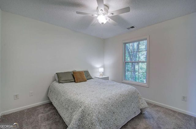 27 Carrington Trace NE, Cartersville, GA 30121