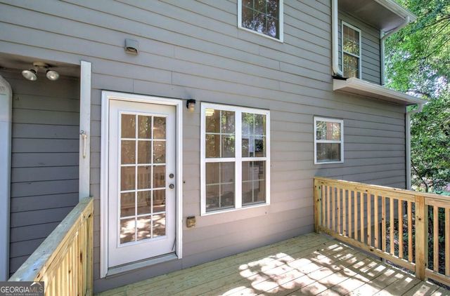27 Carrington Trace NE, Cartersville, GA 30121
