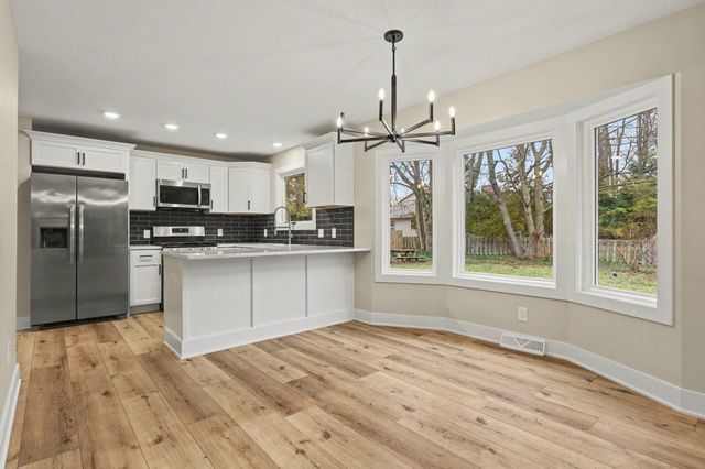 8134 Birchwood Avenue, Jenison, MI 49428