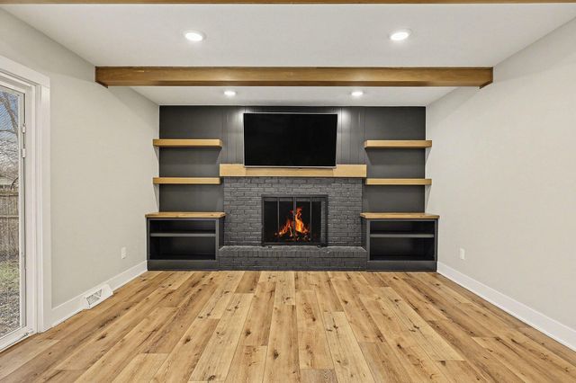 8134 Birchwood Avenue, Jenison, MI 49428