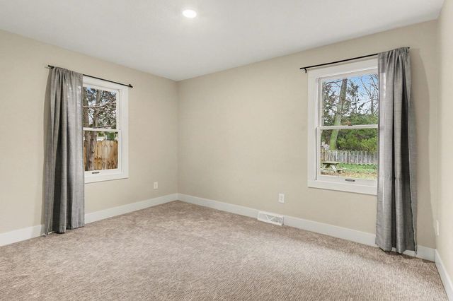 8134 Birchwood Avenue, Jenison, MI 49428