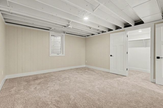 8134 Birchwood Avenue, Jenison, MI 49428