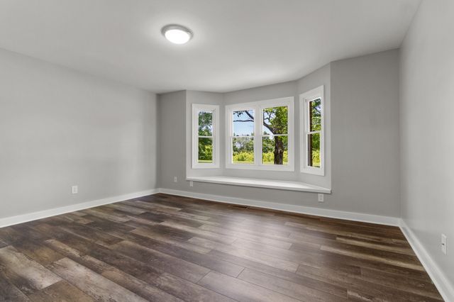 6604 Rock Creek Rd, Tullahoma, TN 37388