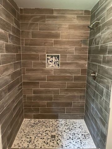 6604 Rock Creek Rd, Tullahoma, TN 37388