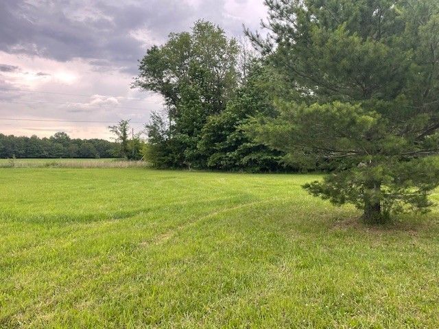 6604 Rock Creek Rd, Tullahoma, TN 37388