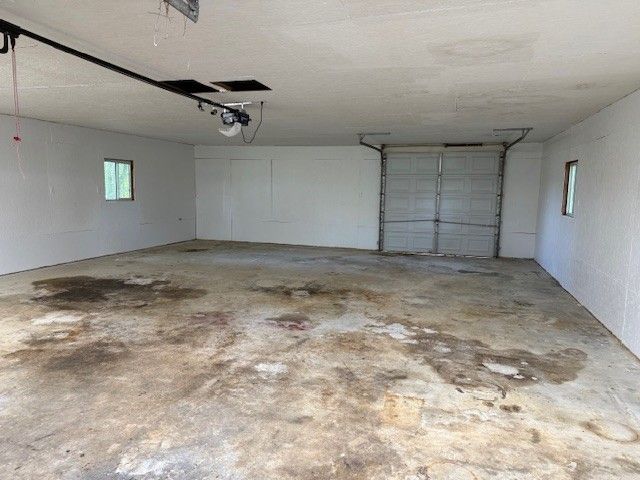 6604 Rock Creek Rd, Tullahoma, TN 37388