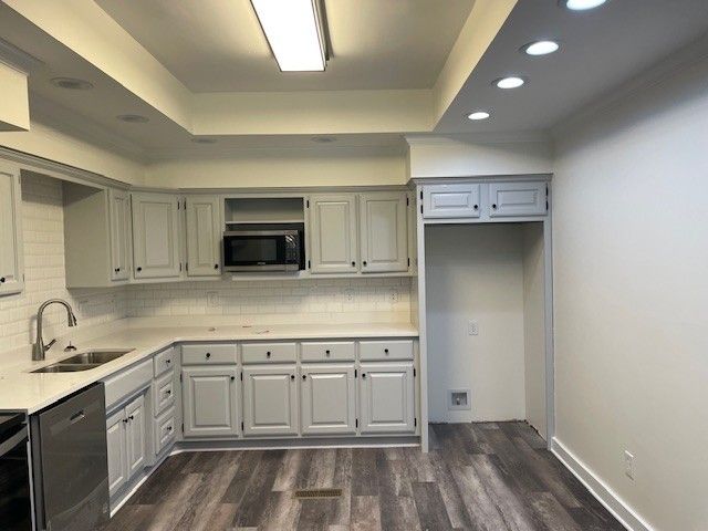 6604 Rock Creek Rd, Tullahoma, TN 37388