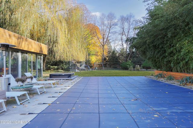 7 Haggers Lane, Fair Haven, NJ 07704