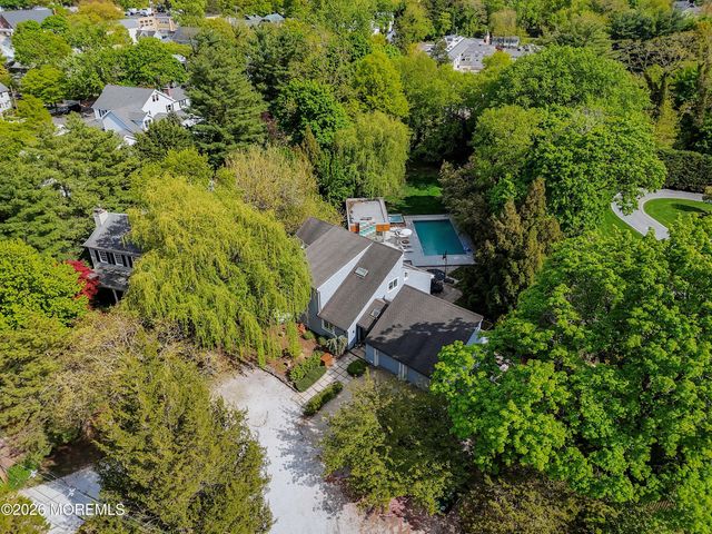 7 Haggers Lane, Fair Haven, NJ 07704