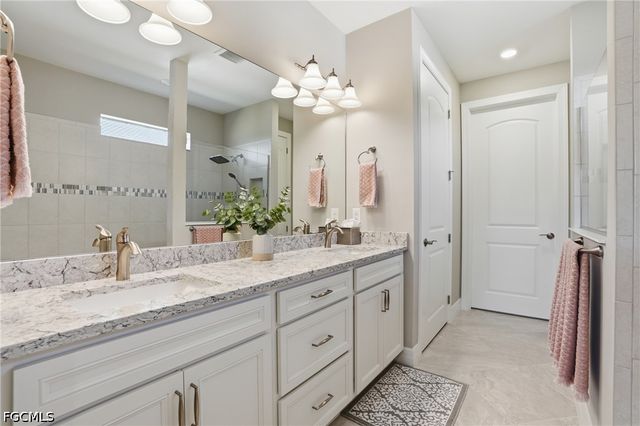 11395 Tiverton TRCE, Fort Myers, FL 33913