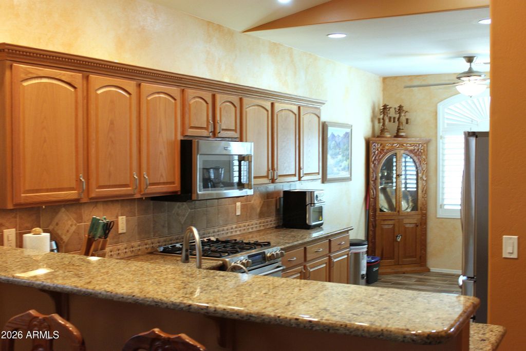 17210 W ELM Street, Surprise, AZ 85388 — photo 3