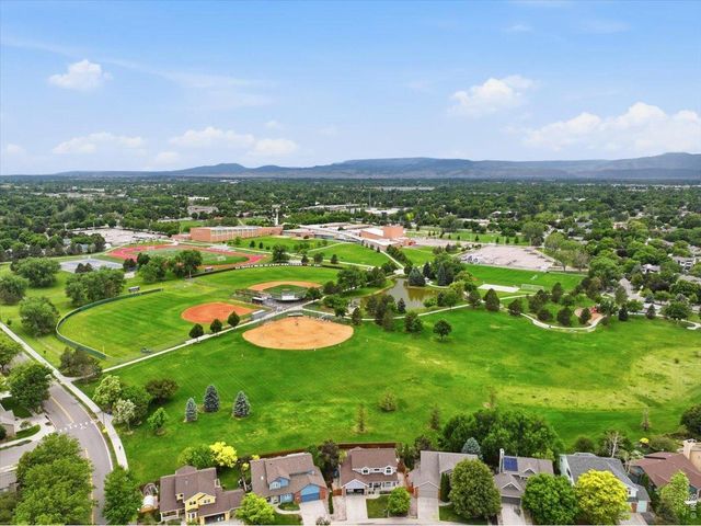3230 Monarch Ct, Fort Collins, CO 80525