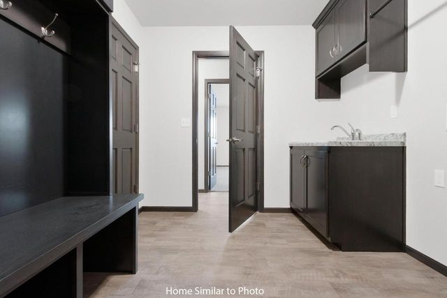 1707 BETTY JEAN LANE, Green Bay, WI 54313