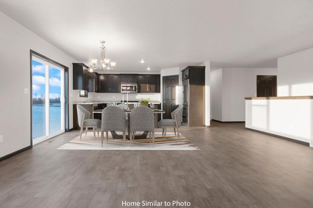 1707 BETTY JEAN LANE, Green Bay, WI 54313