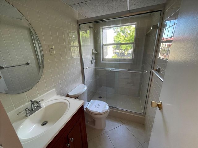 1025 Country Club Drive 301, Margate, FL 33063