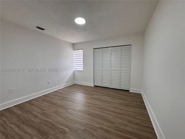 3632 SW 87th Ave FRONT, Miami, FL 33165