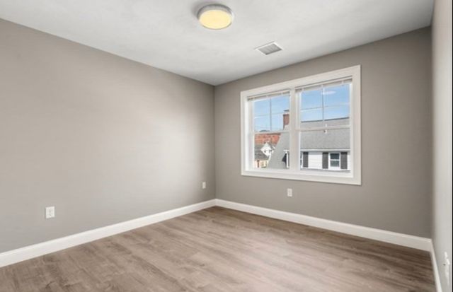 73 Union St 2, Holbrook, MA 02343