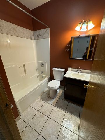 5428 S Loomis Boulevard 3, Chicago, IL 60609