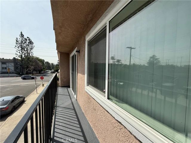 11839 Burbank Boulevard 3, Valley Village, CA 91607