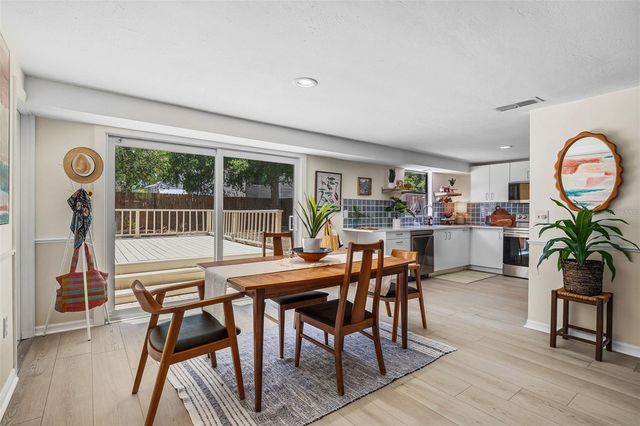 3174 PEACHTREE STREET, Sarasota, FL 34231