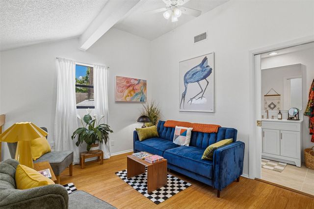 3174 PEACHTREE STREET, Sarasota, FL 34231