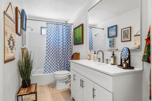 3174 PEACHTREE STREET, Sarasota, FL 34231