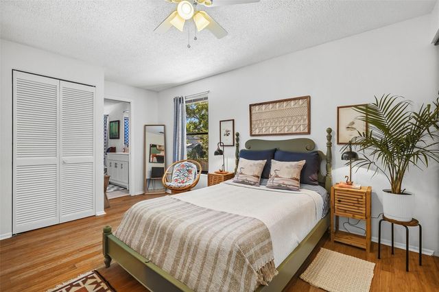 3174 PEACHTREE STREET, Sarasota, FL 34231