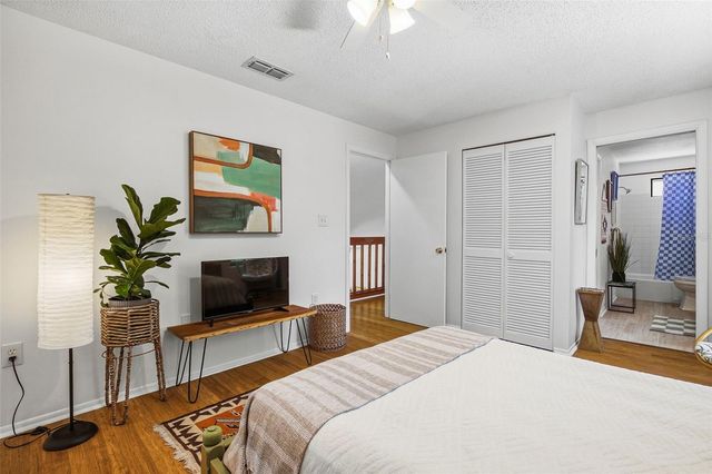 3174 PEACHTREE STREET, Sarasota, FL 34231