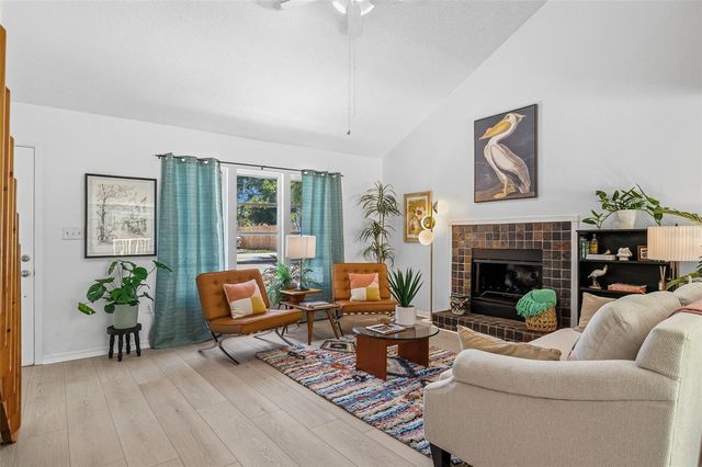 3174 PEACHTREE STREET, Sarasota, FL 34231