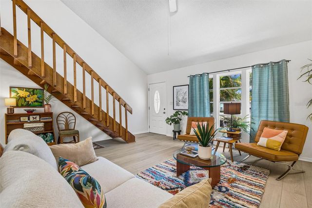 3174 PEACHTREE STREET, Sarasota, FL 34231