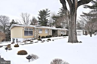 2313 BARREN HILL RD, Lafayette Hill, PA 19444