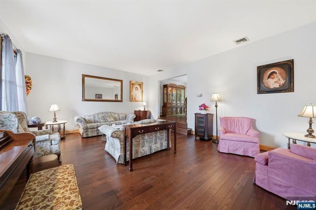 621 Bloomfield Avenue, Nutley, NJ 07110