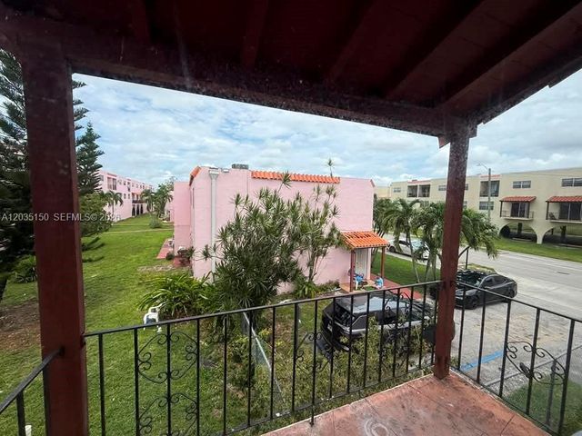 1255 W 53rd Street 204, Hialeah, FL 33012