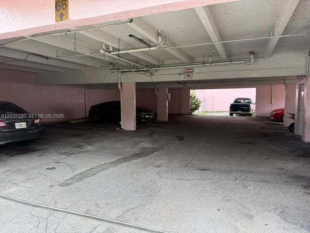 1255 W 53rd Street 204, Hialeah, FL 33012