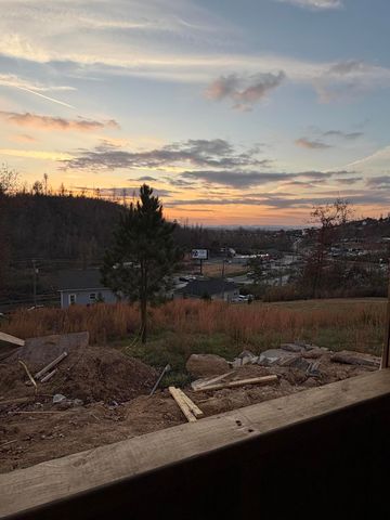 8112 Fallen Maple Drive, Chattanooga, TN 37421