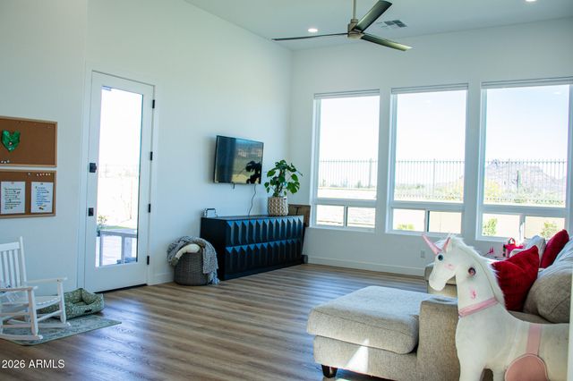 5828 E STAR VALLEY Street, Mesa, AZ 85215