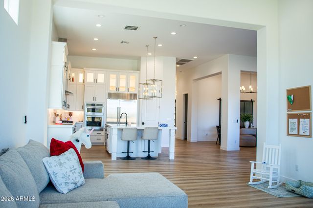 5828 E STAR VALLEY Street, Mesa, AZ 85215