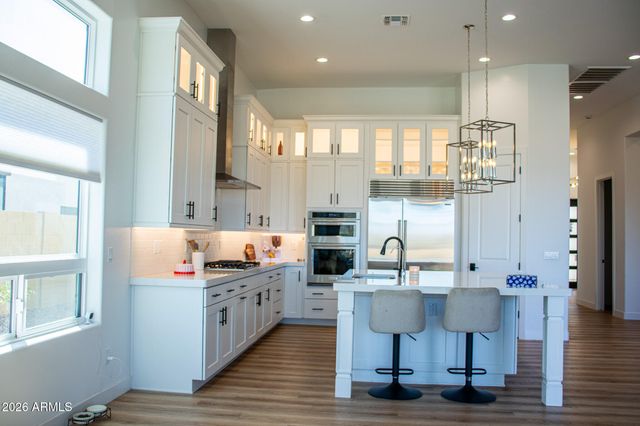 5828 E STAR VALLEY Street, Mesa, AZ 85215