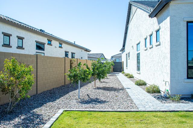 5828 E STAR VALLEY Street, Mesa, AZ 85215