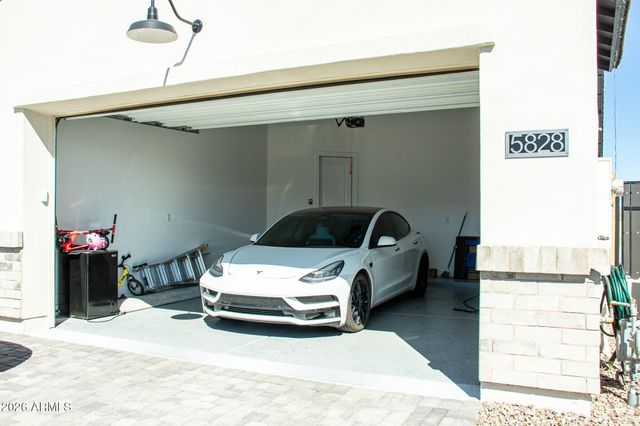 5828 E STAR VALLEY Street, Mesa, AZ 85215